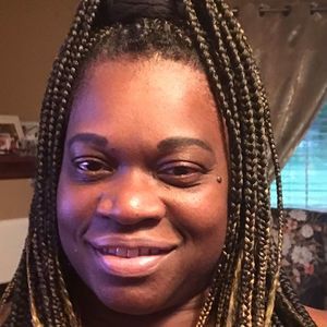 Meet your Posher, Monica